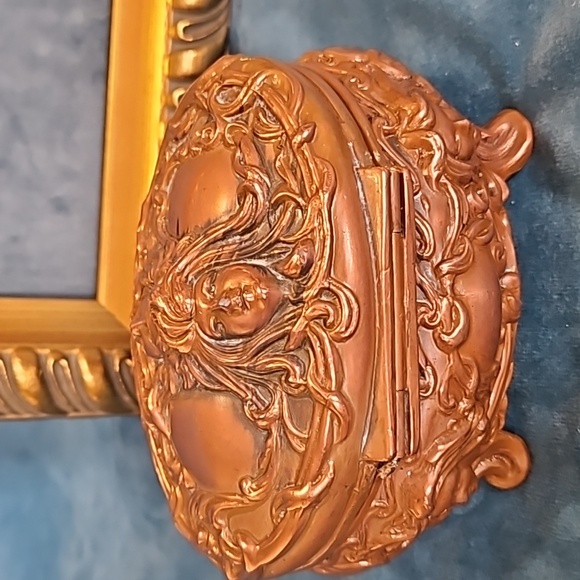 Antique, B & W, Brainard Wilson, Art Nouveau Medium Jewelry Box, Gilded - Picture 5 of 12